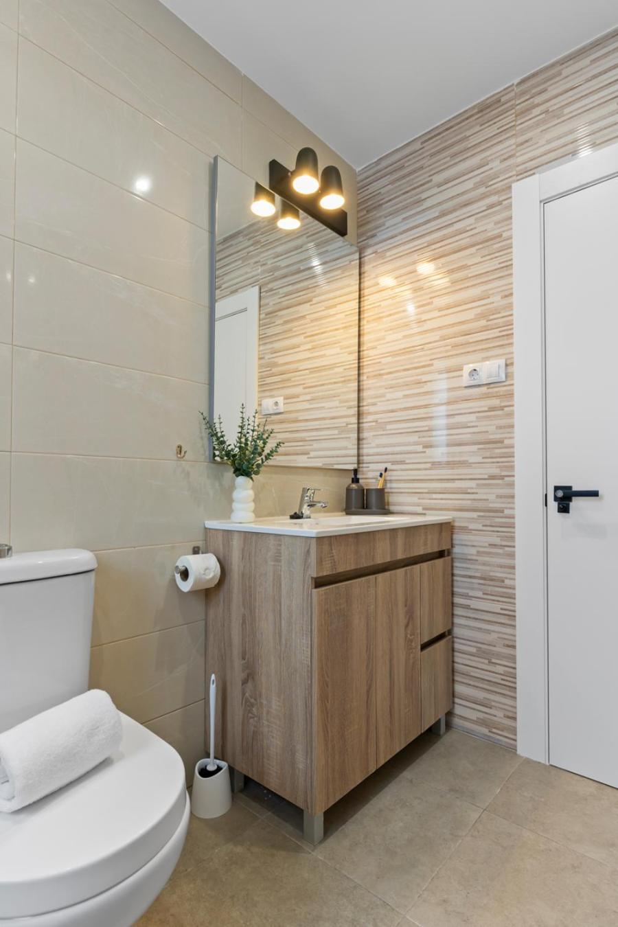 Matisse, Totalmente Reformado Y Modernista Appartement Gijón Buitenkant foto